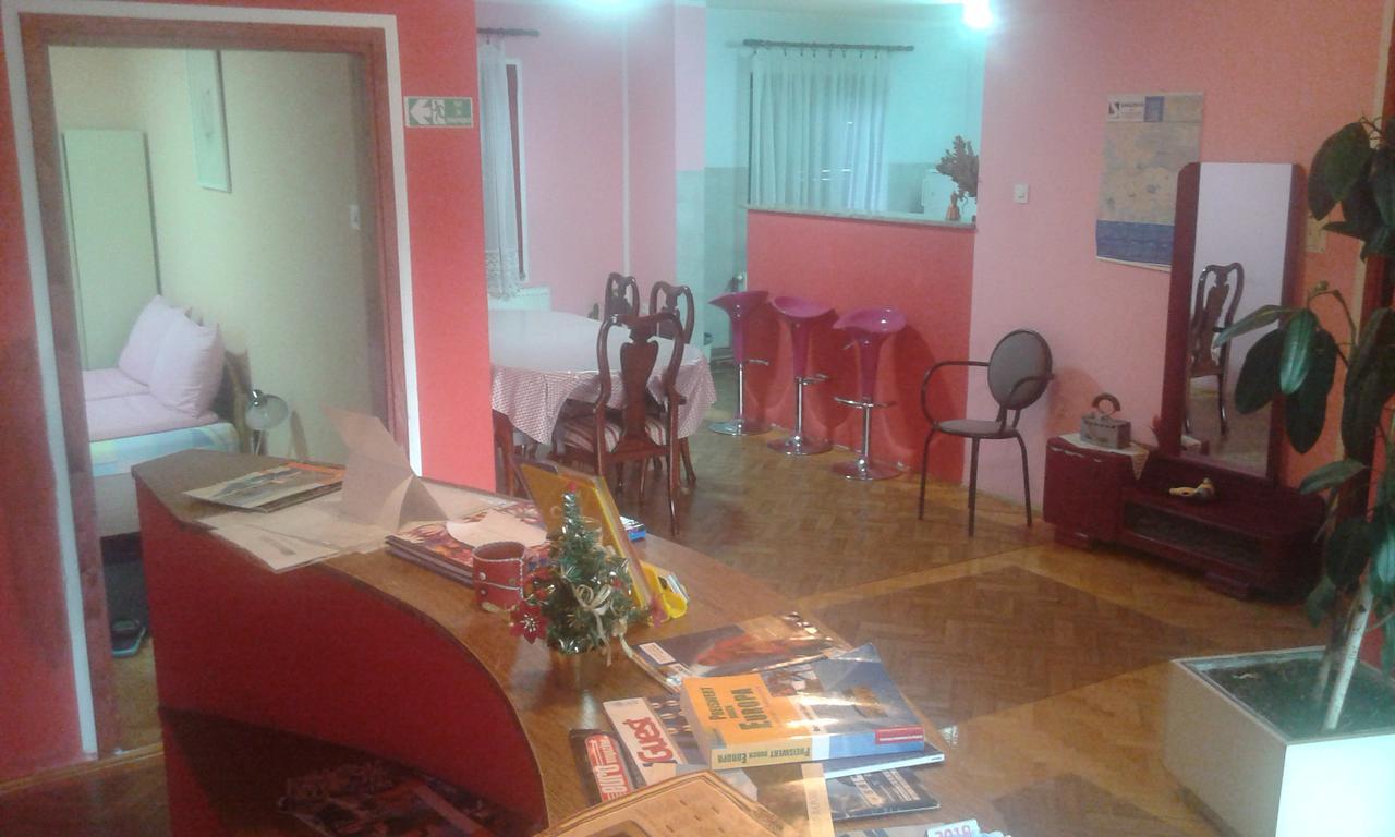 Smestaj - Sobe Marvel Ni Extérieur photo
